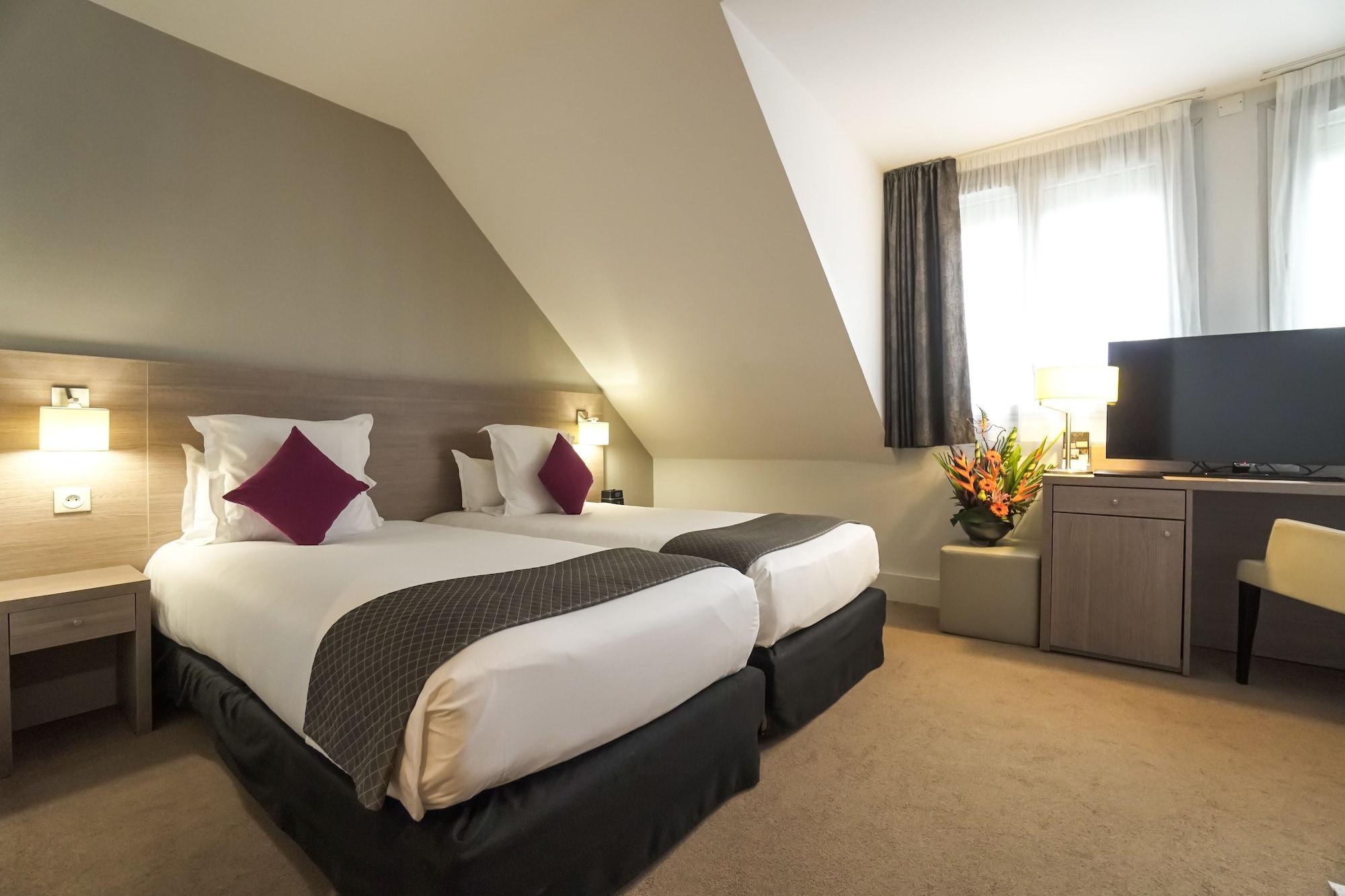 Best Western Plus Hotel Du Parc Chantilly Exterior photo