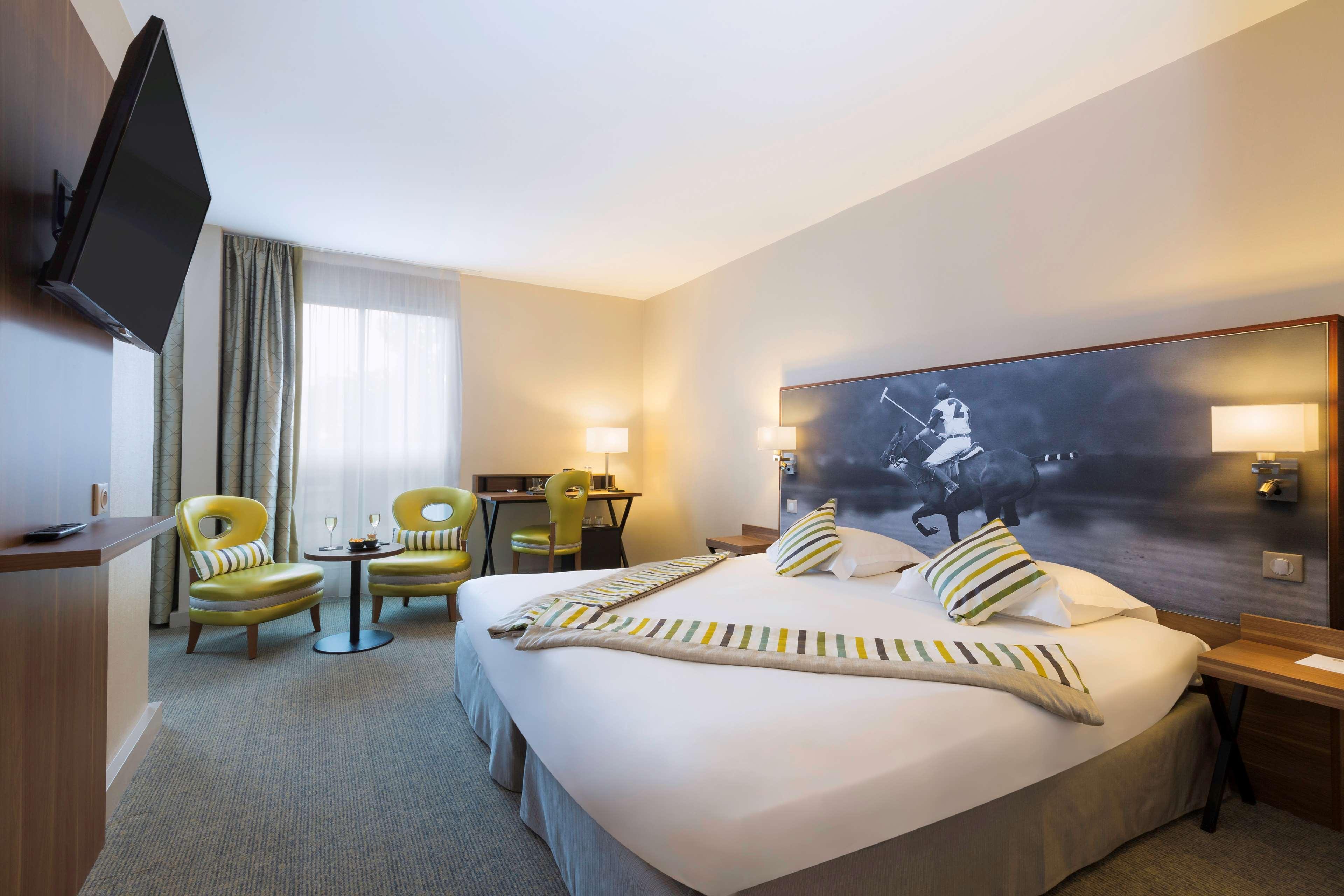 Best Western Plus Hotel Du Parc Chantilly Exterior photo