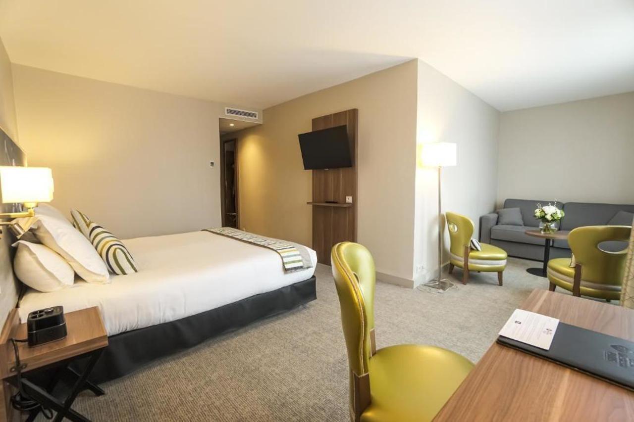 Best Western Plus Hotel Du Parc Chantilly Exterior photo