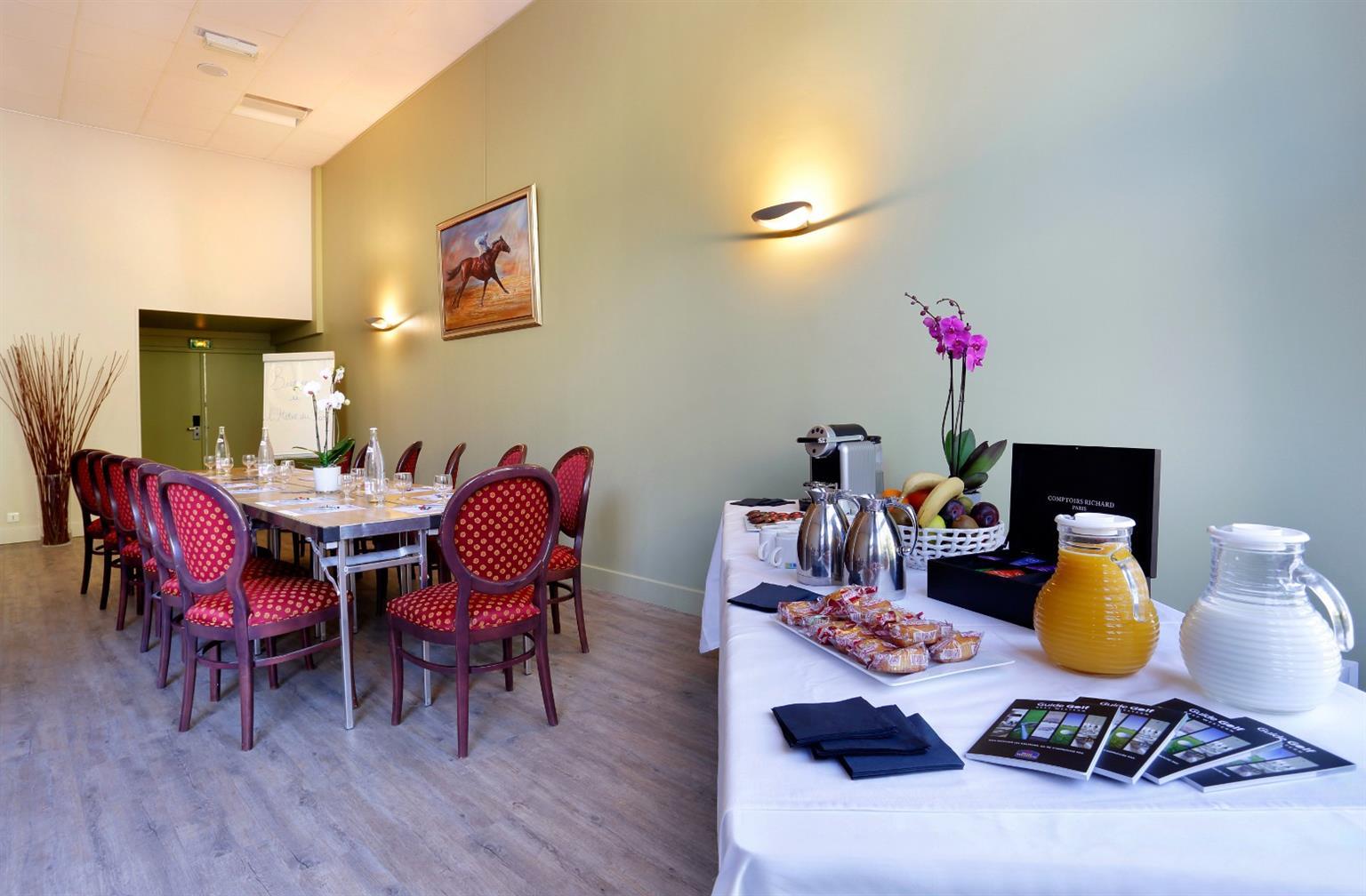 Best Western Plus Hotel Du Parc Chantilly Exterior photo