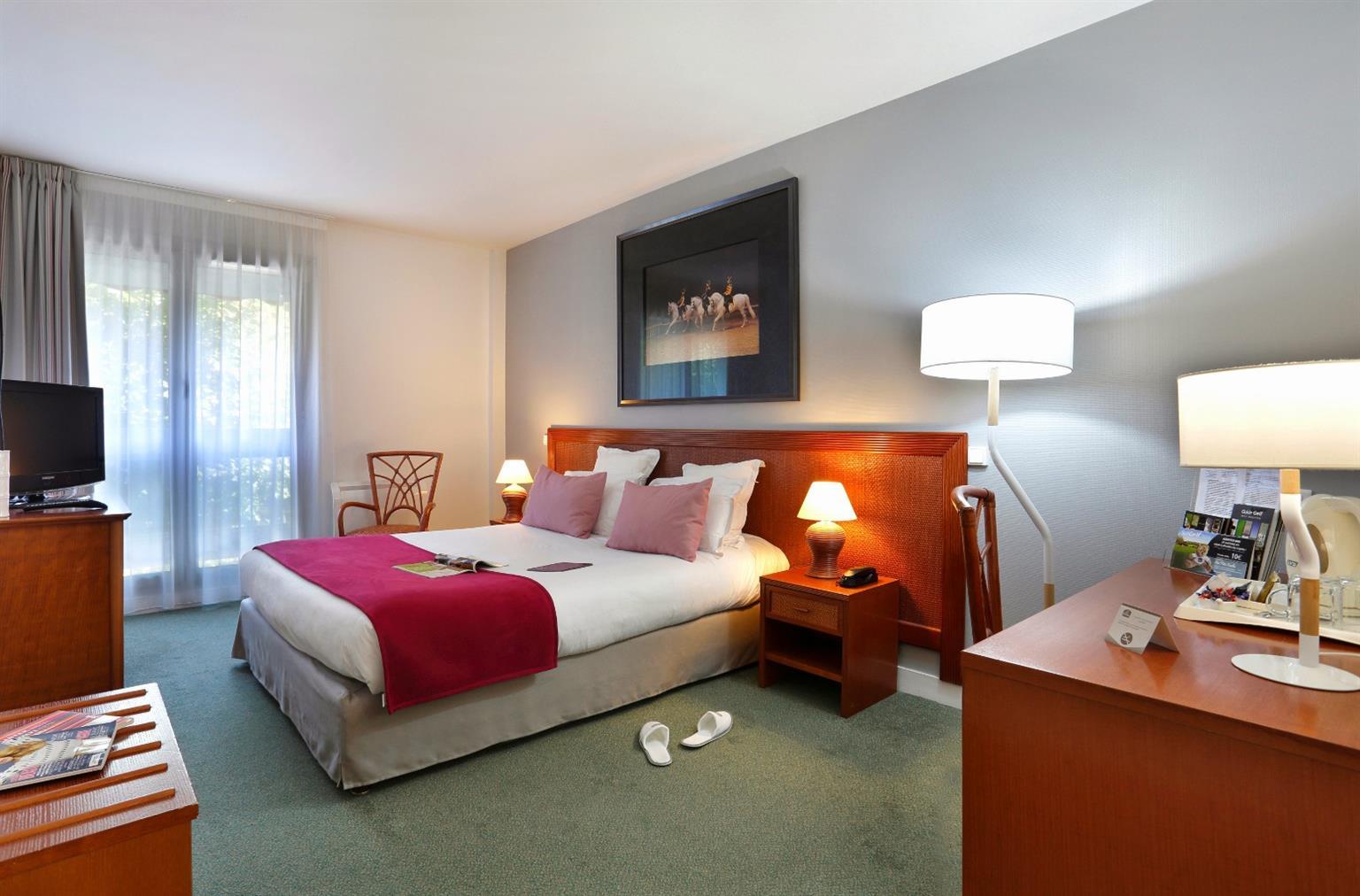 Best Western Plus Hotel Du Parc Chantilly Exterior photo